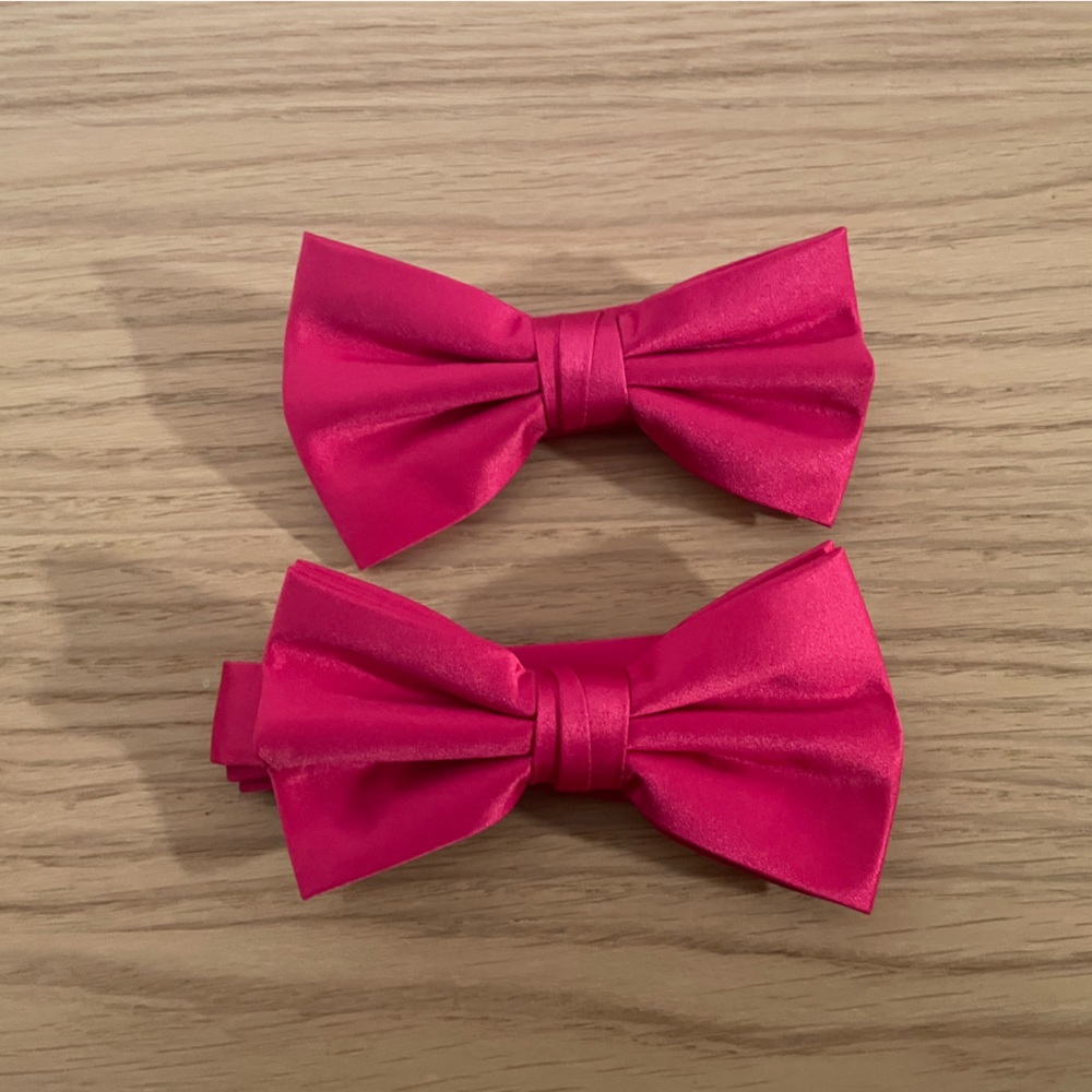 Two Hot Pink OOTA bow ties. Adjustable silk hot pink bow ties. Never worn!
